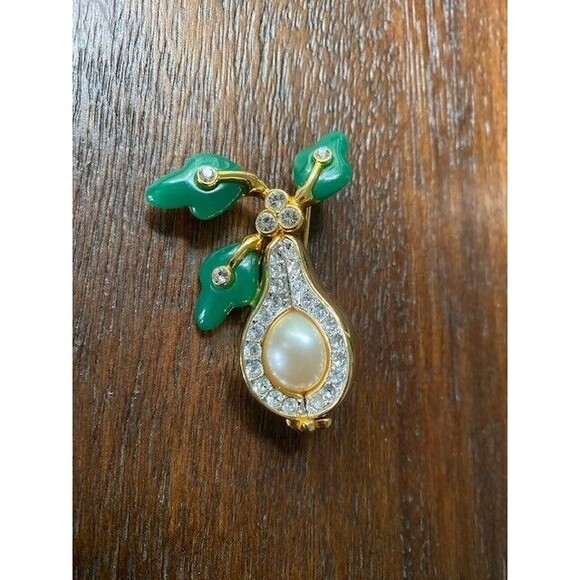 Vintage Joan Rivers Signed Avocado Rhinestone and Green Lucite Brooch Pin - Picture 2 of 5